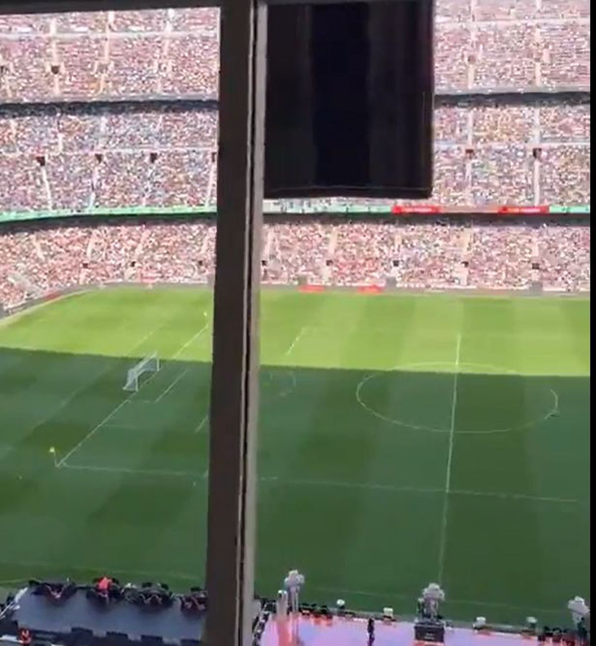 90.000 de oameni au strigat „SIUUU!” pe Camp Nou » Imagini fabuloase de la Final Four-ul competiției lui Gerard Pique