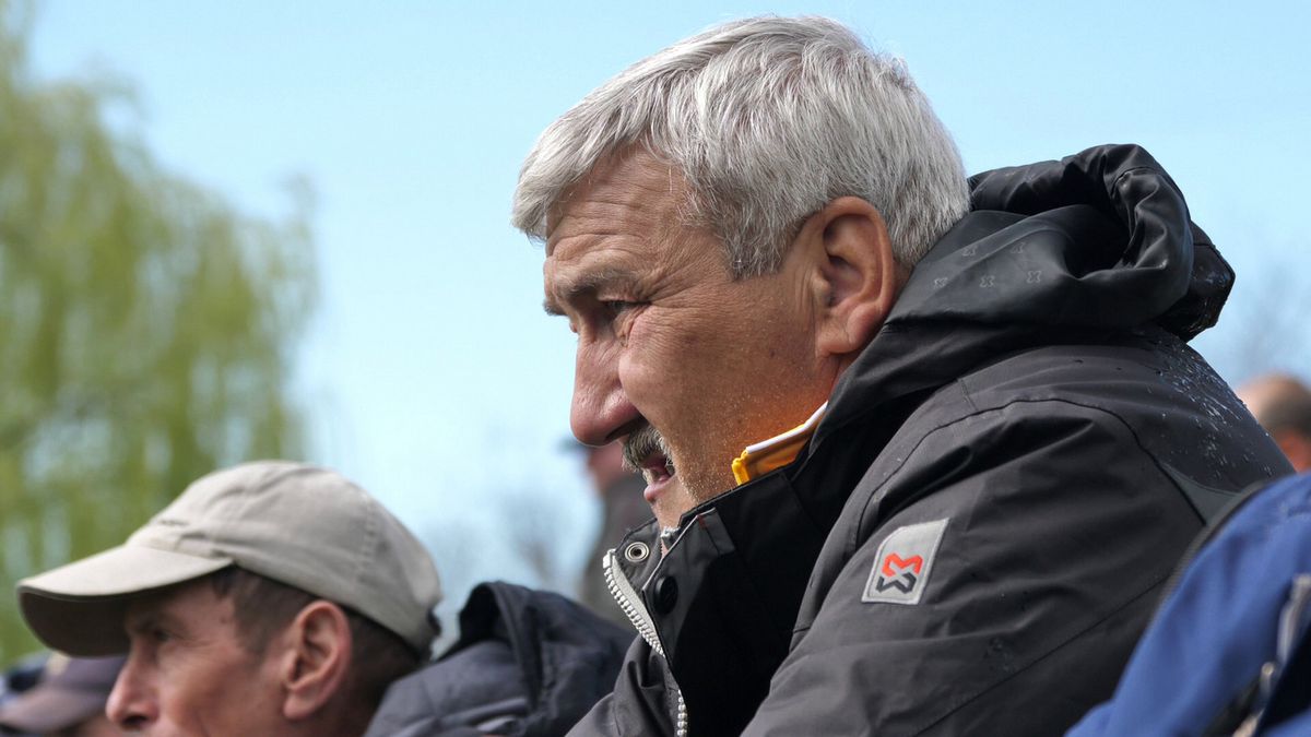 Antrenorul care l-a descoperit pe Budescu a făcut infarct de trei ori! „Dacă ești fotbalist, joci și printre căcăreze!”