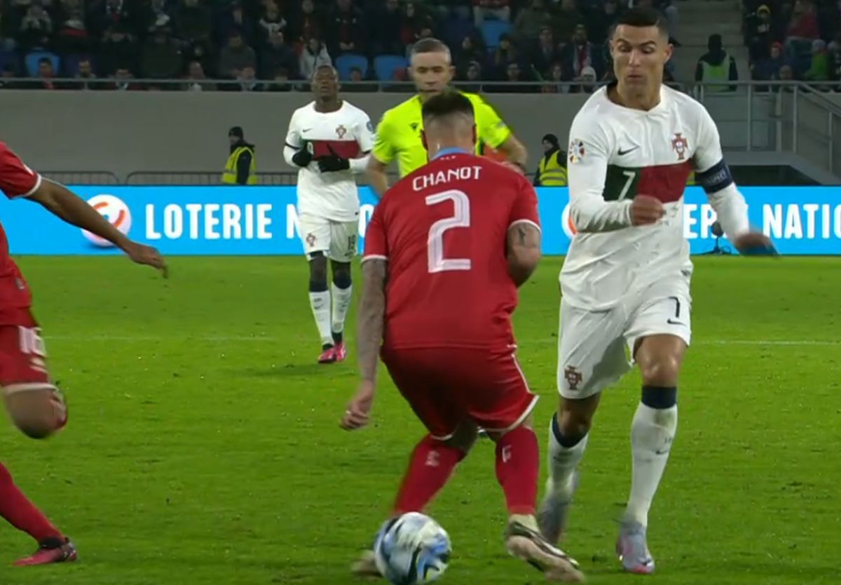 Cristiano Ronaldo i-a întins o „capcană” lui Radu Petrescu, apoi i-a râs în față românului » „Centralul” nu s-a lăsat păcălit