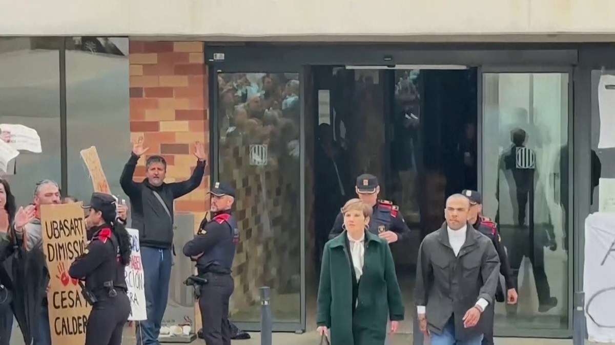 Fără limite! Dani Alves, petrecere de pomină la câteva ore după eliberarea din închisoare: „A durat până la 5 dimineața”