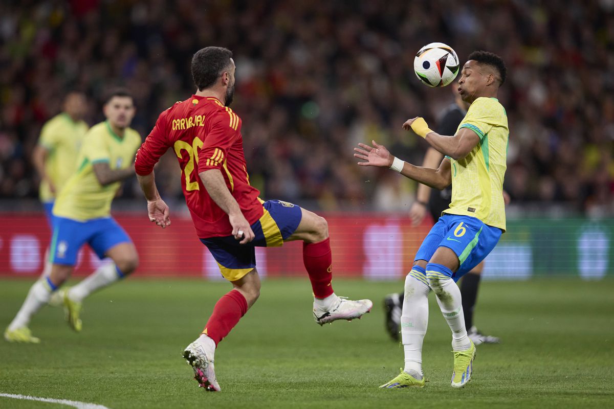 Spania - Brazilia, amical pentru istorie: spectacol total, 6 goluri pe „Bernabeu”