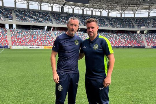 Mihai Stoica (stânga), pe stadionul Ghencea, foto: Facebook