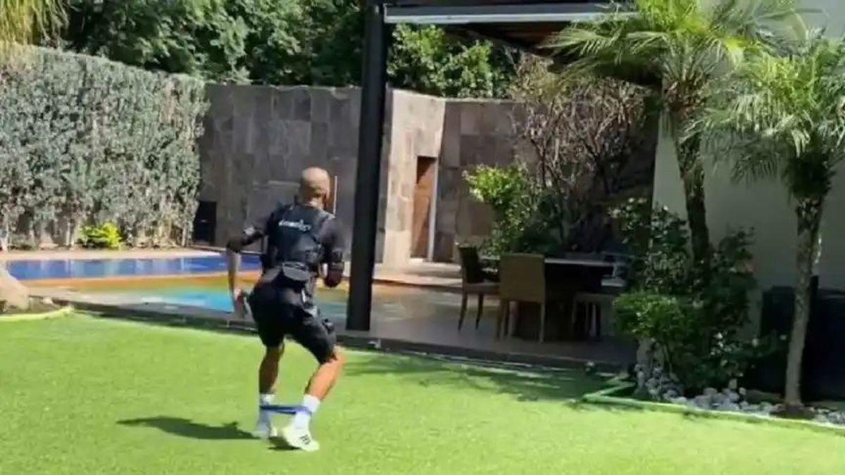 Cum arată casa lui Dani Alves din Barcelona