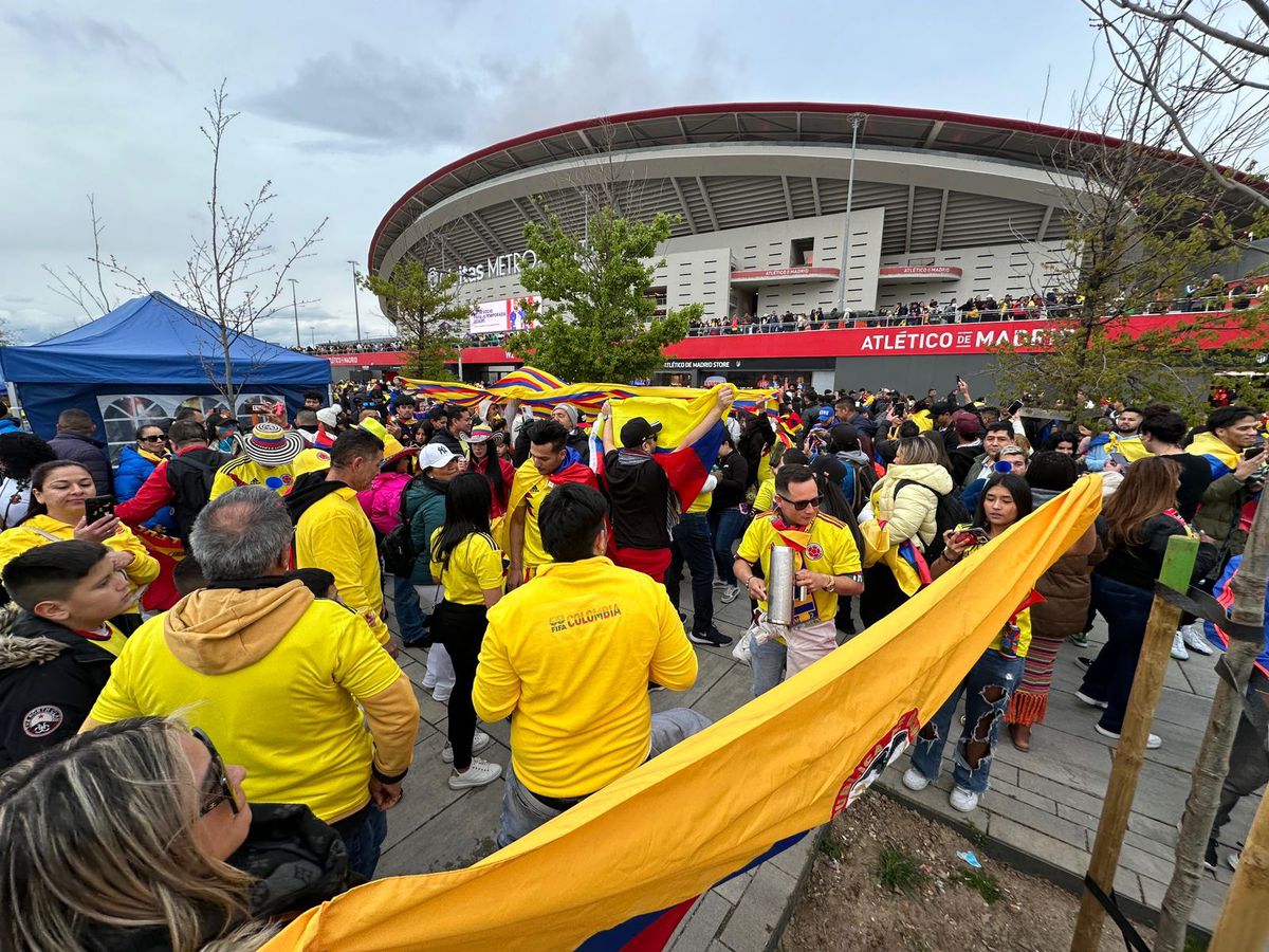 Columbia - România 3-2: Ne-am trezit într-un final pe Metropolitano » Superstarul lui Liverpool, Luis Diaz, ne-a chinuit în prima repriză precum Hagi pe columbieni în '94!