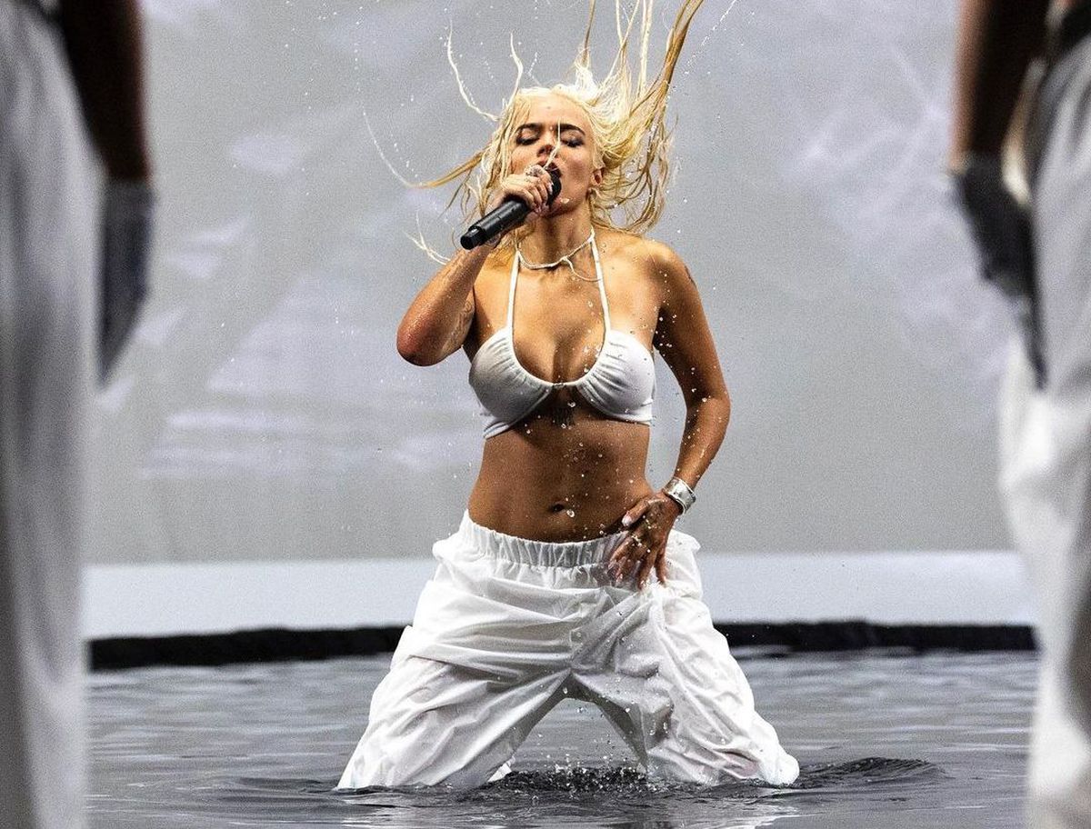 Barcelona a lansat noul echipament ediție limitată „Karol G” pentru El Clasico