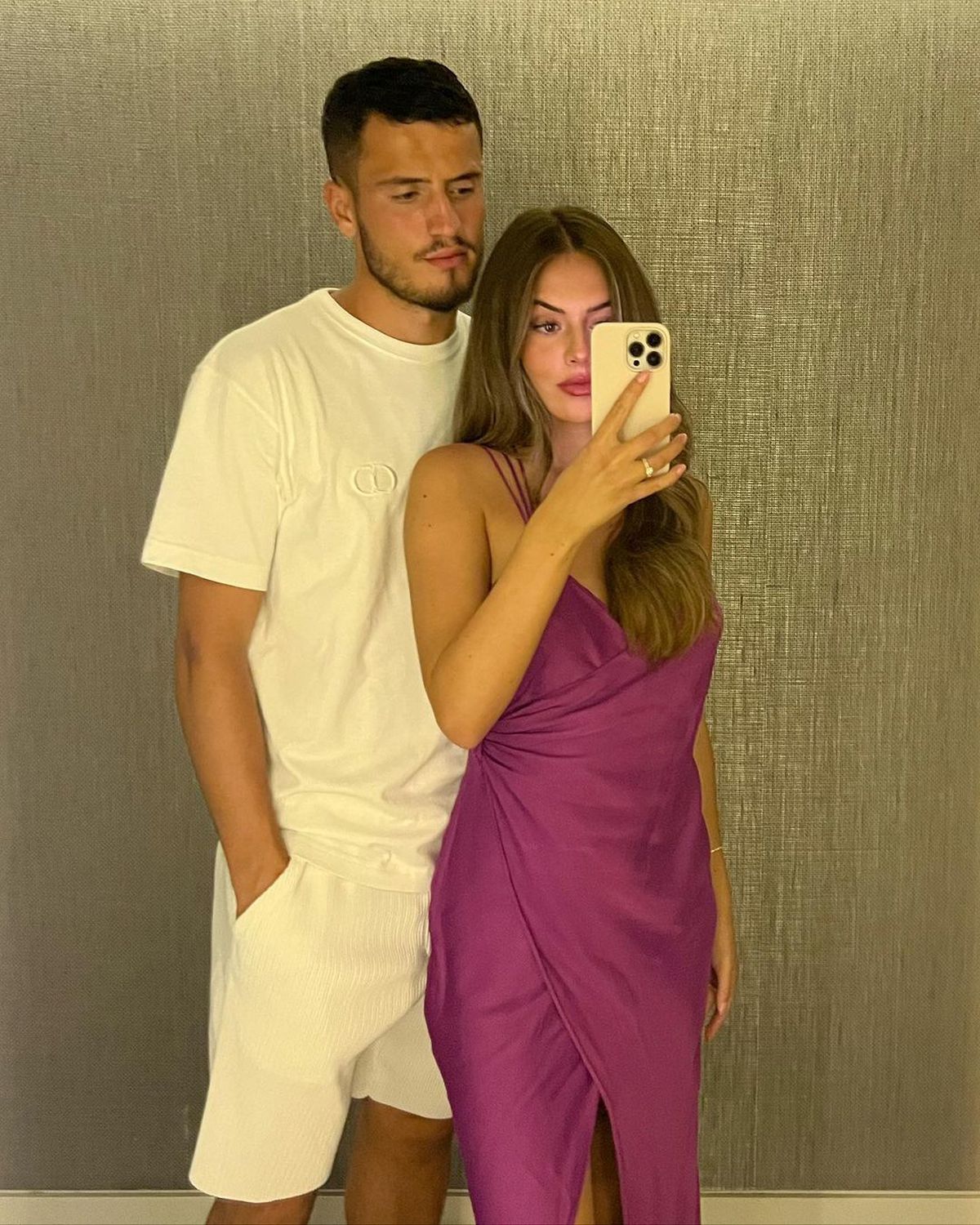 Bijuteria atacantului de la Dinamo! Nu a înscris pentru „câini”, dar pe plan personal are cu ce să se laude