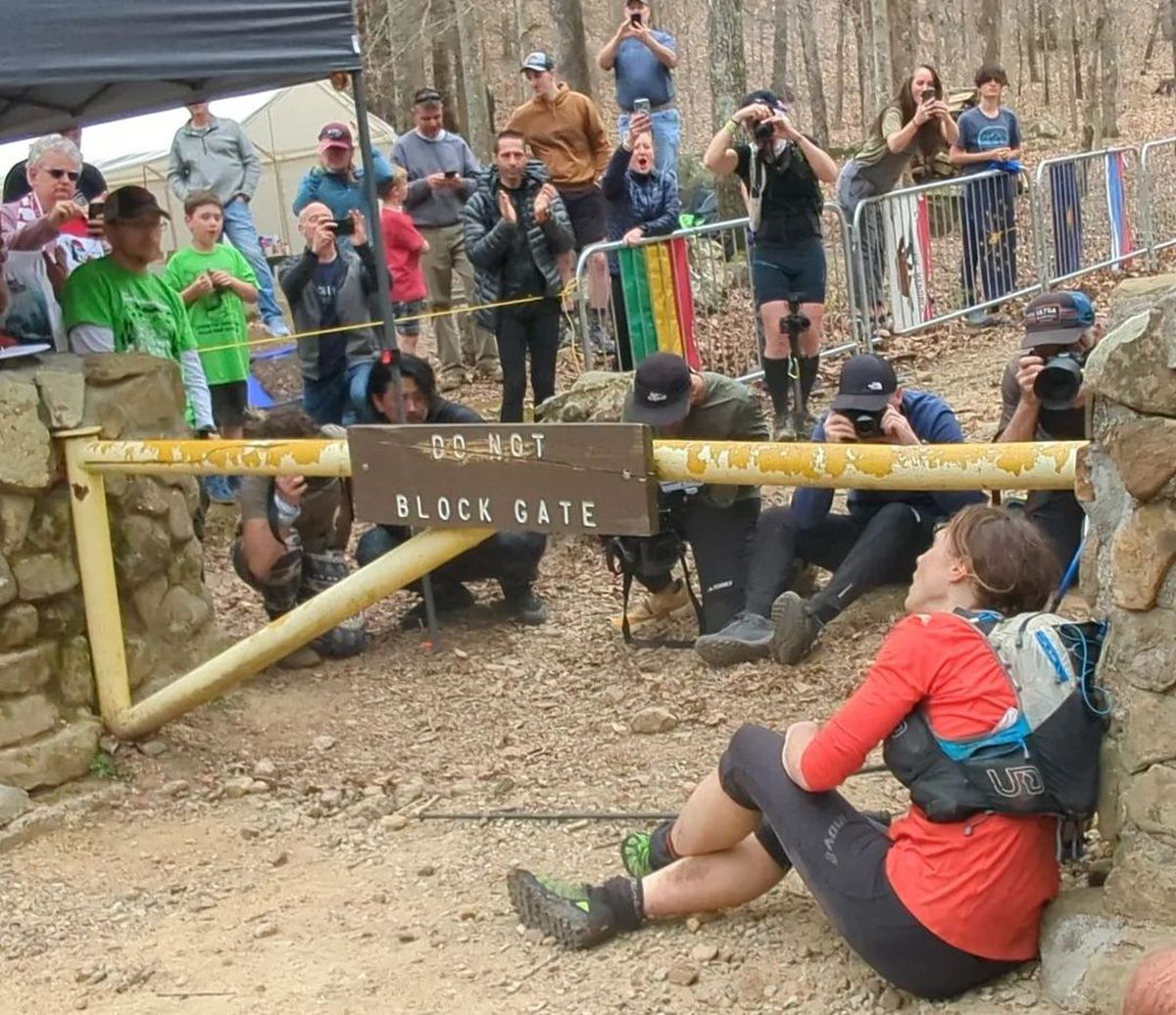 „Aproape am leșinat, aveam halucinații cu oameni în pelerine!” » PREMIERĂ istorică, o femeie a terminat cel mai dur ultramaraton din lume: 60 de ore și elevație de două ori cât Everestul!