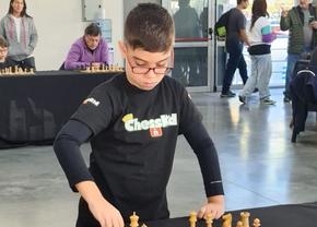 Și mai bun, și mai rapid! Magnus Carlsen, învins de un copil de 10 ani » Povestea lui Faustino Oro, puștiul-minune al șahului