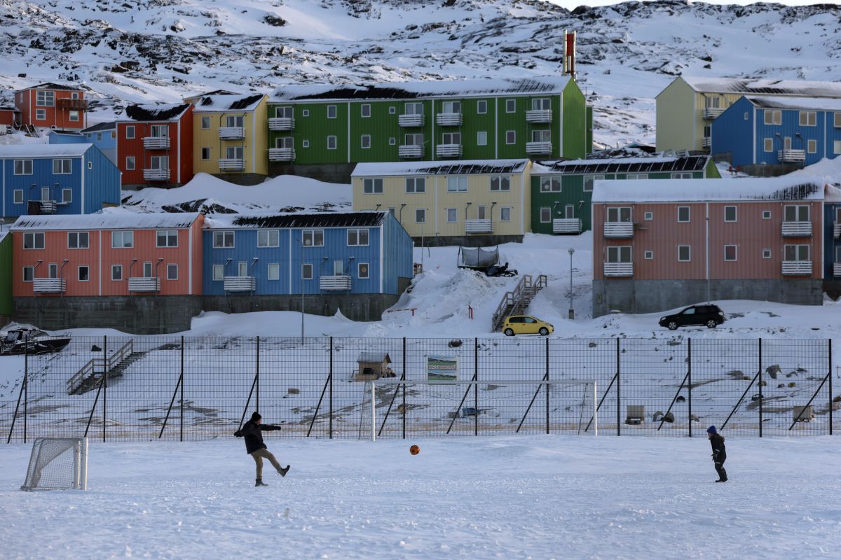 Fotbalul în Groenlanda - imagini care-ți taie respirația de pe insula râvnită de Trump