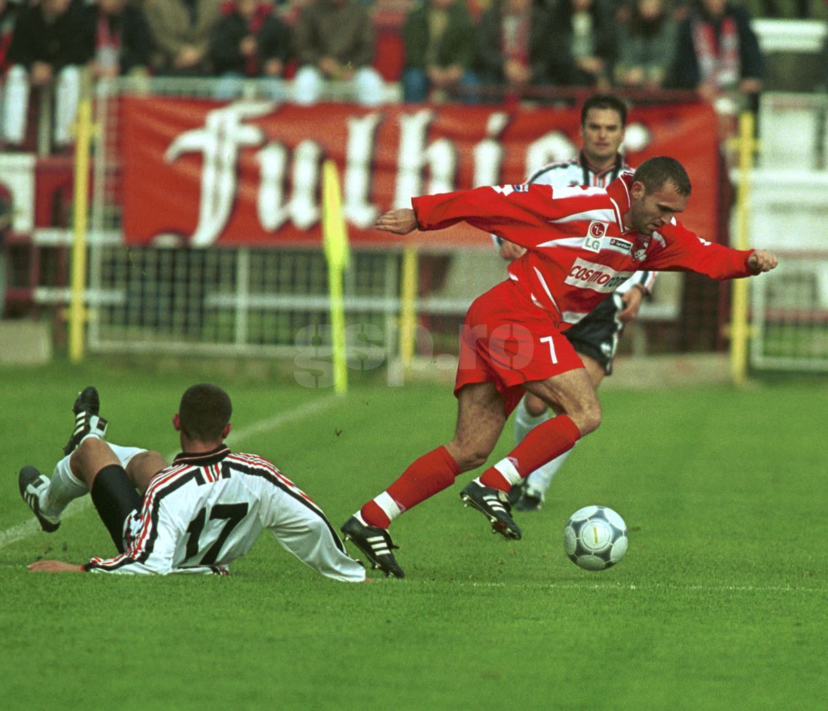 Stadionul din București pe care au făcut spectacol Buia și Vrăjitoarea, DEMOLAT! Investiție de 10 milioane de euro