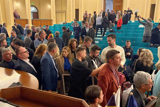 Marilena Hagi, surprinsă într-o ipostază neașteptată la lansarea autobiografiei soțului ei