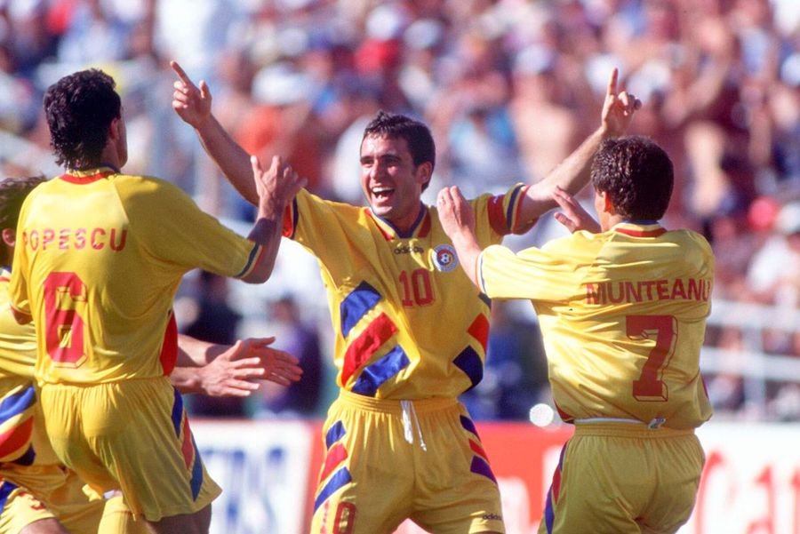 România la Campionatul Mondial din 1994 / foto: Arhivă GSP Cum s-a descurcat România în trecut cu adversarele pe care le are dacă se califică la Campionatul Mondial 2026 » O mare victorie a Generației de Aur, un scandal cât casa și celebrul discurs al lui Hagi: „Merităm să ne faceți statuie!”