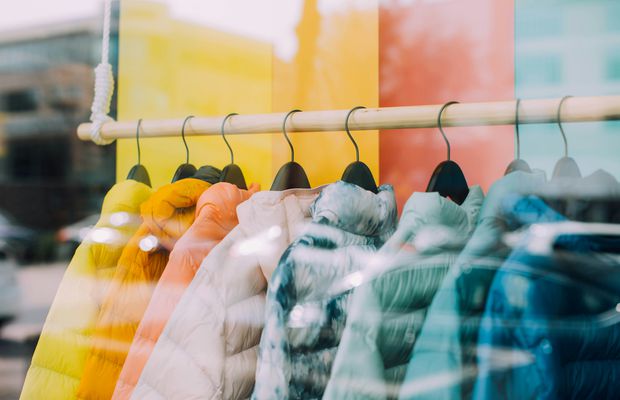 De la rebel la rafinat: călătoria stilistică între geaca de piele și sacou