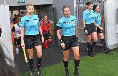 „Care este fotbalistul tău preferat?” » Arbitra din Superliga n-a evitat răspunsul: „Acum, de el îmi place foarte mult”