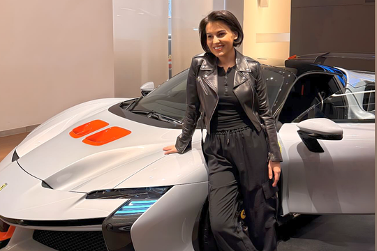 Romina Gingașu și-a prezentat „bijuteria” de 900.000 de euro. Foto: Instagram