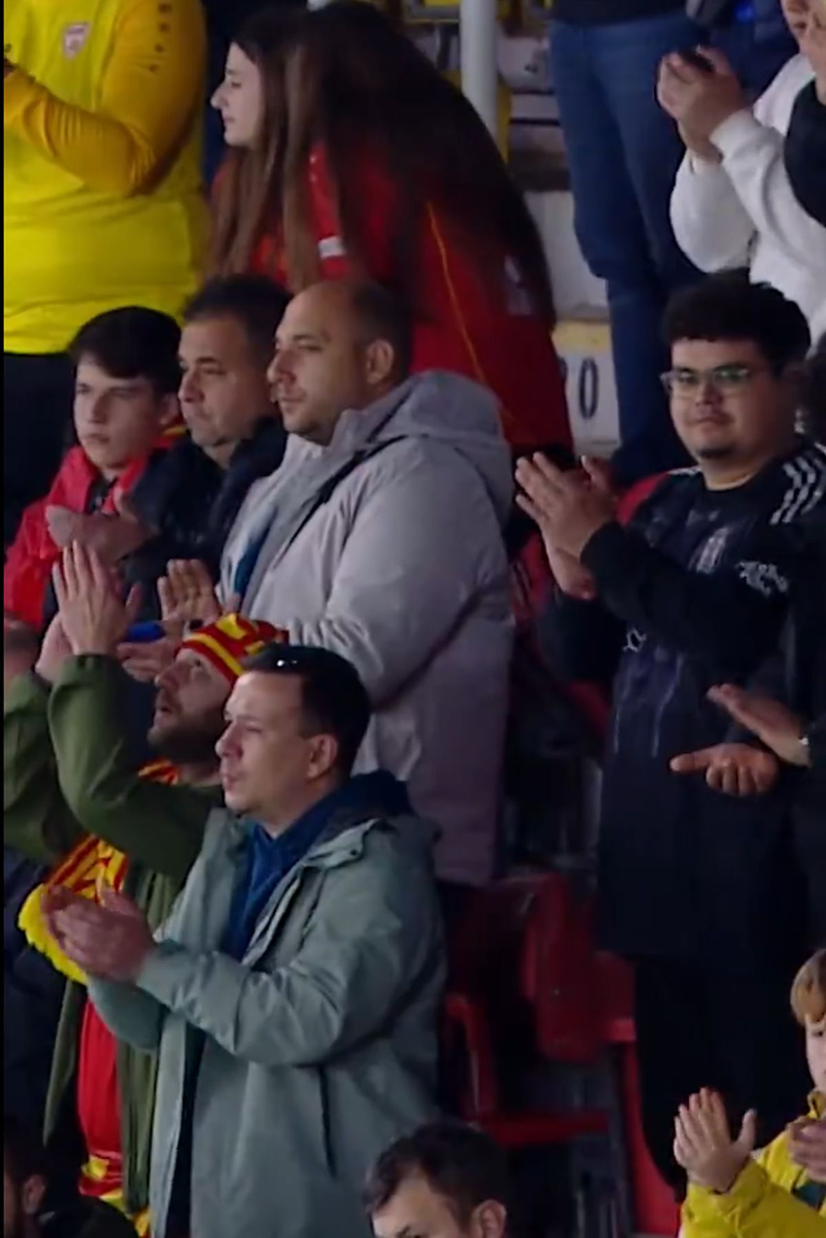 Minutul 59 și fotbalul s-a oprit » Scene copleșitoare la Skopje, în timpul meciului Macedonia de Nord - Țara Galilor