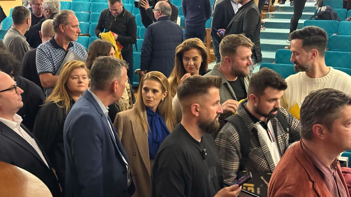 Marilena Hagi, surprinsă într-o ipostază neașteptată la lansarea autobiografiei soțului ei