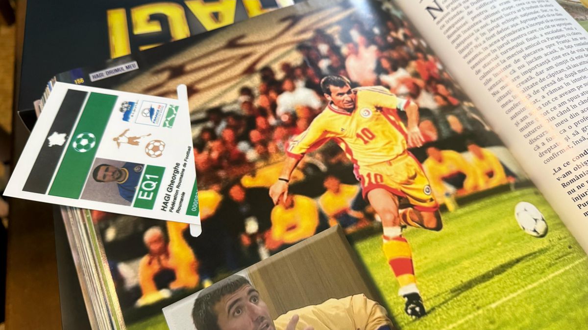 Gică Hagi și-a lansat cartea autobiografică: „Am iubit mingea. După aceea, familia!” » Lucescu a stârnit hohote de râs în Aula de la ASE: „Când a sărit la ăla, știi cum a zburat în cameră?”