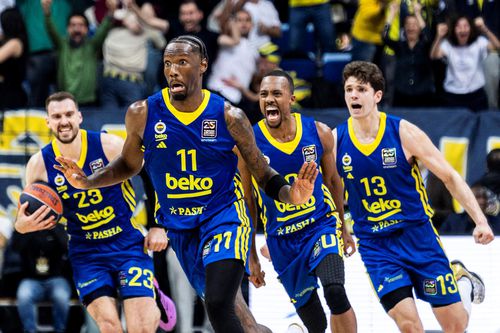 Nigel Hayes-Davis, coșul victoriei/Foto: euroleaguebasketball.net