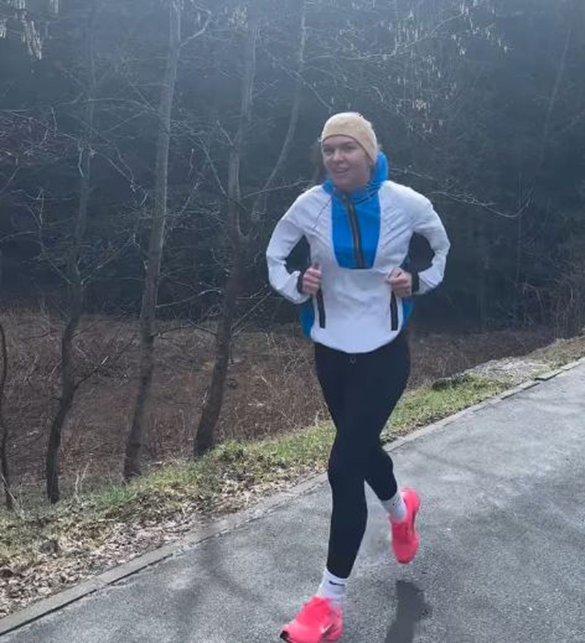 Simona Halep se antrenează la Poiana Brașov