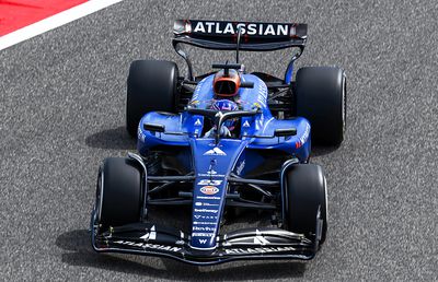 De ce conduc Carlos Sainz și Alex Albon mașinile Williams de anul trecut?