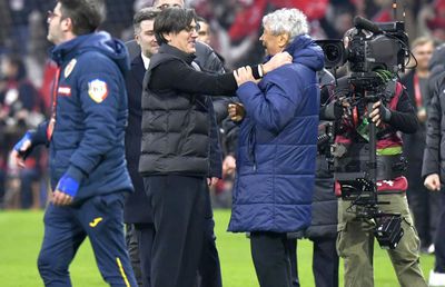 Ce s-a întâmplat pe gazon, imediat după Turcia - România: scenele pentru istorie cu Mircea Lucescu, la ultimul meci mare al carierei