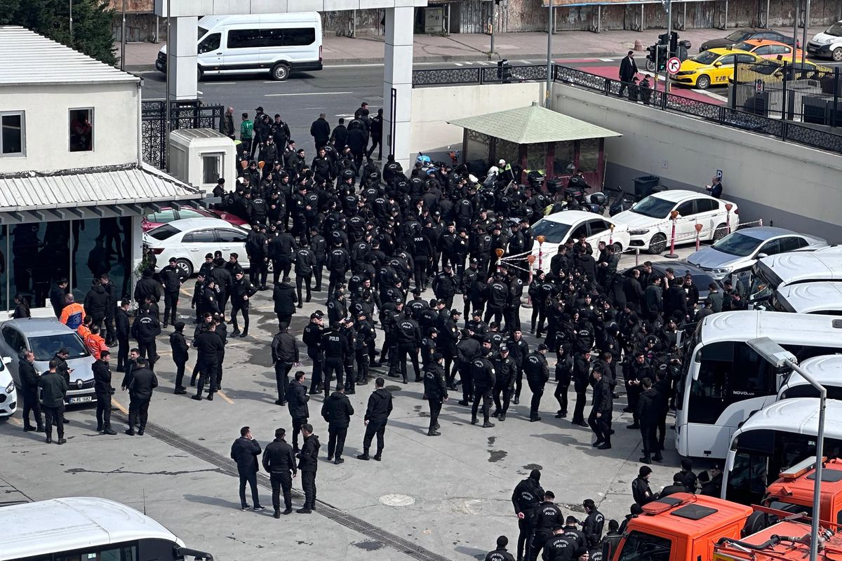 Cum a văzut Constantin Budescu meciul de la Istanbul: „Guler, în afară de pasa aia...”