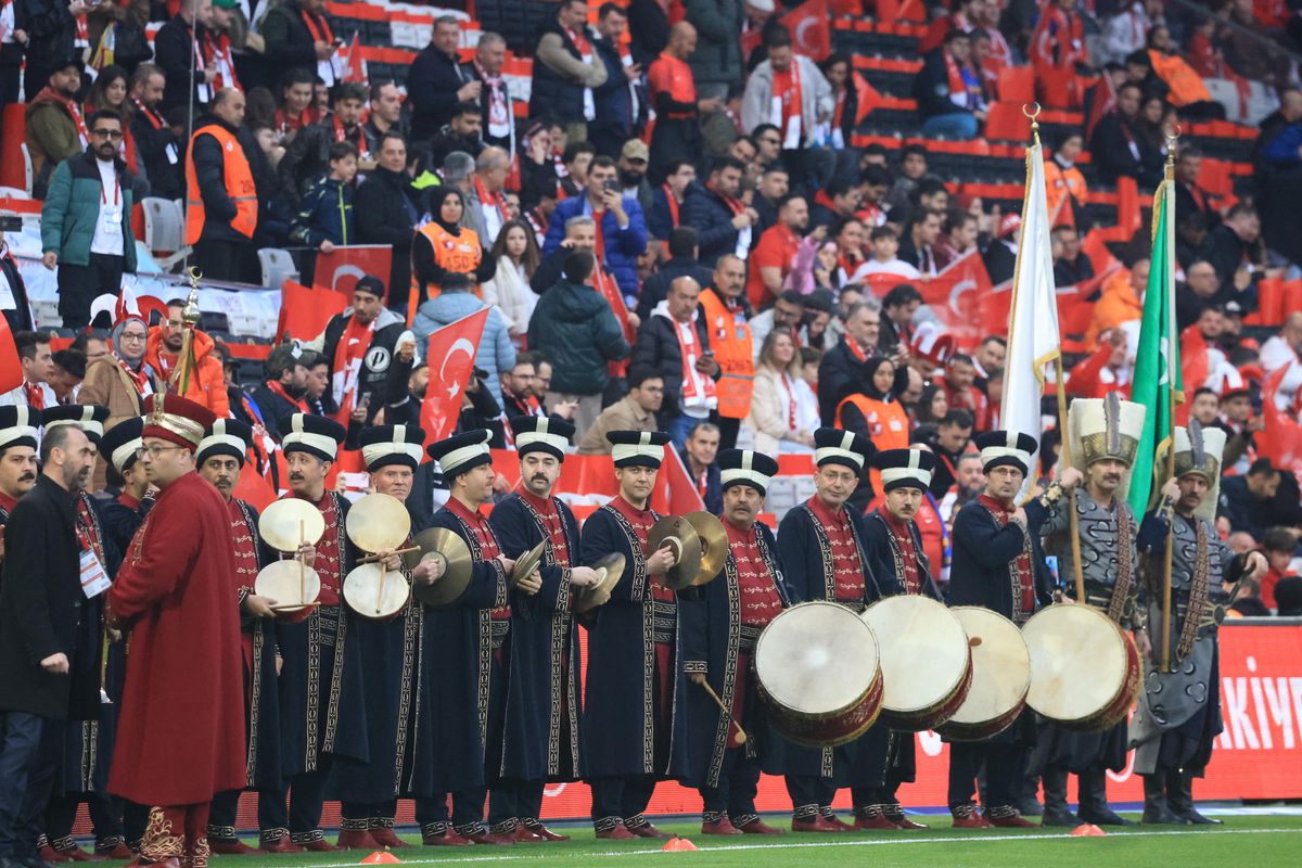 Rusescu și Bourceanu s-au pronunțat pe echipa de start alesă de Mircea Lucescu