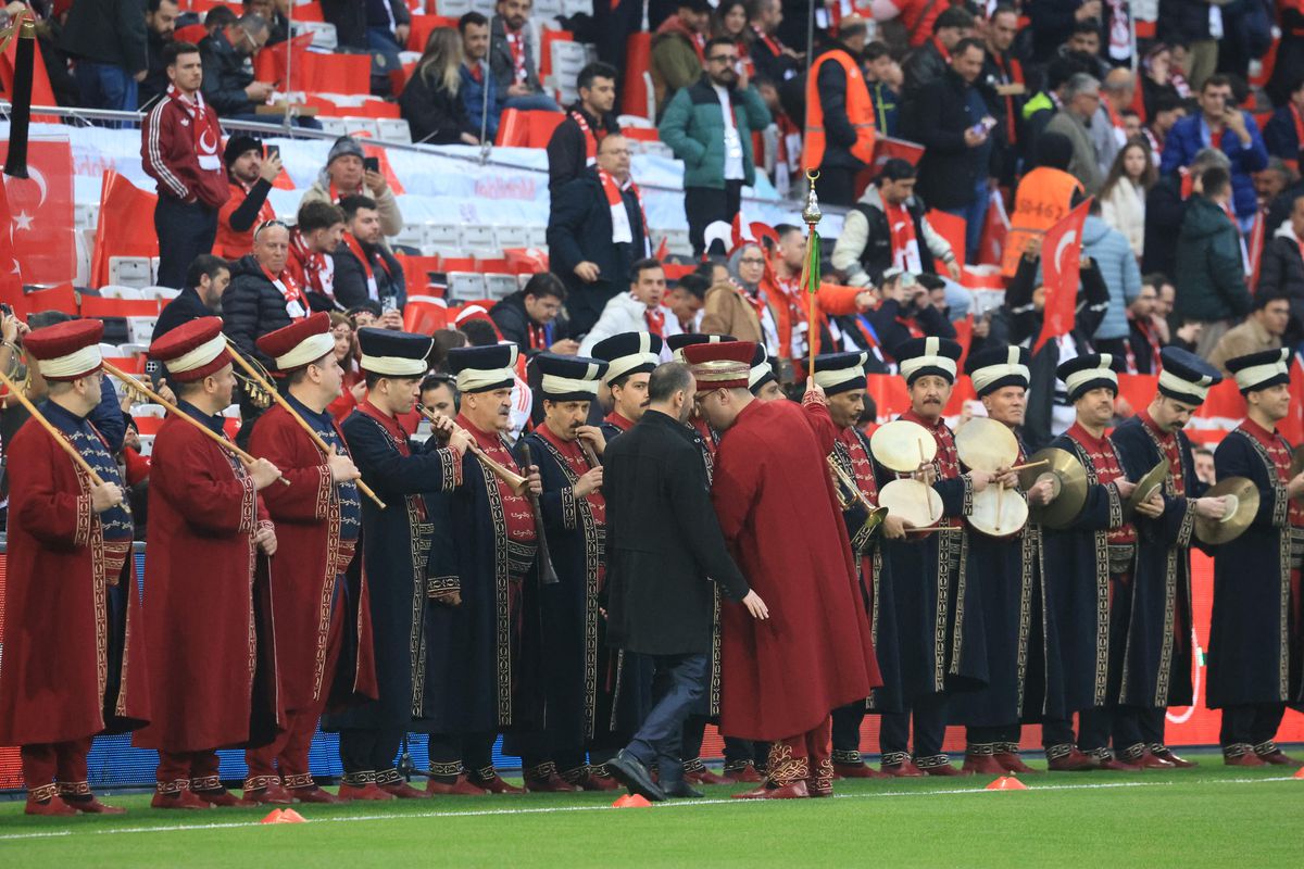 Rusescu și Bourceanu s-au pronunțat pe echipa de start alesă de Mircea Lucescu