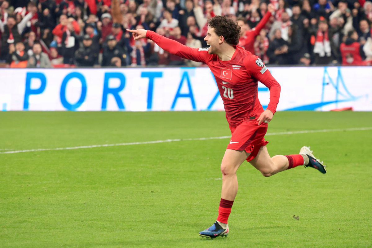 Golul lui Ferdi Kadioglu din Turcia - România