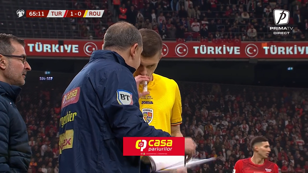 Gestul făcut de Florin Tănase fix înainte să intre pe teren în barajul Turcia - România
