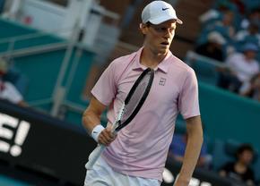 Jannik Sinner, de nebătut! Italianul s-a impus în 72 de minute și s-a calificat în semifinalele Miami Open