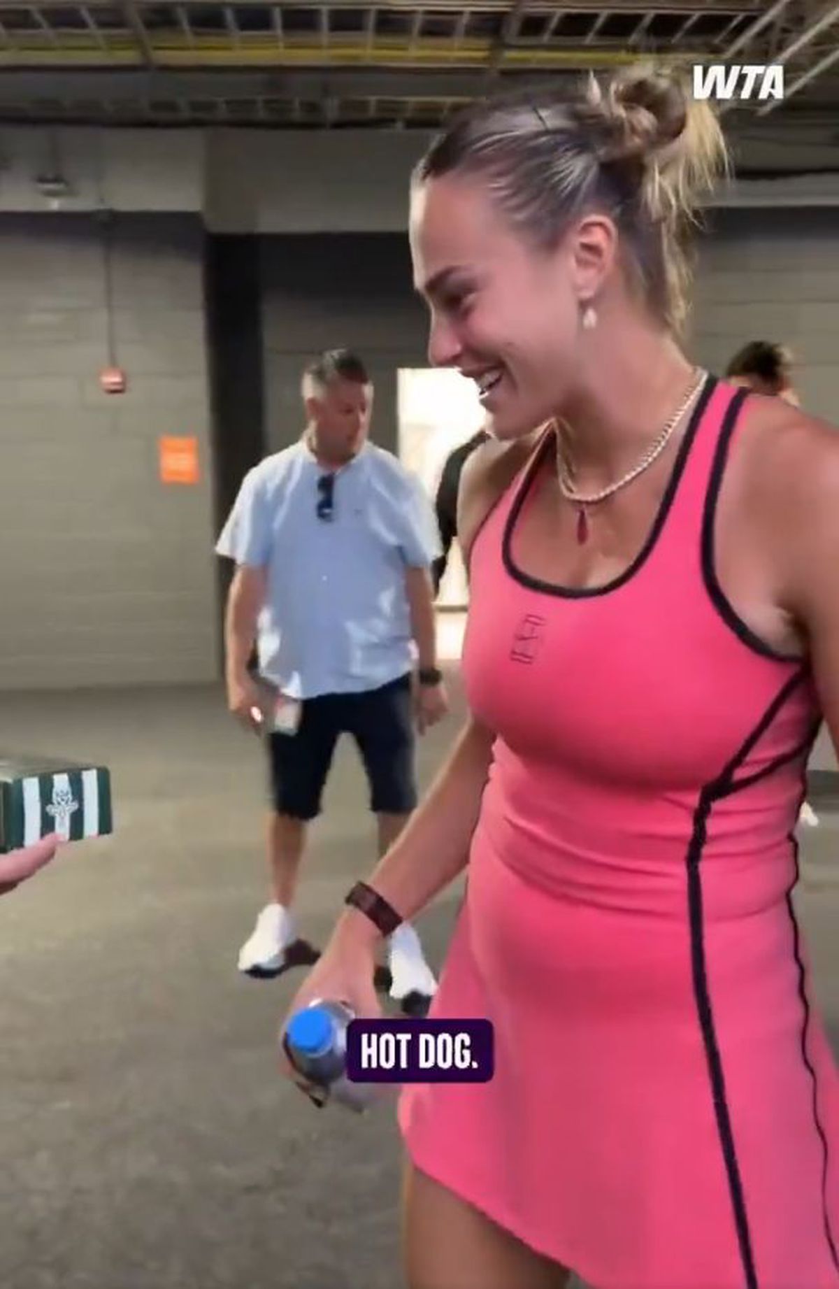 Reacția Arynei Sabalenka când a gustat cel mai scump hot-dog din lume: „Oh, Doamne...” » Cât costă și ce conține