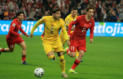 Cosmin Contra sare în apărarea lui Andrei Rațiu: „Nimeni nu a spus lucrul acesta”