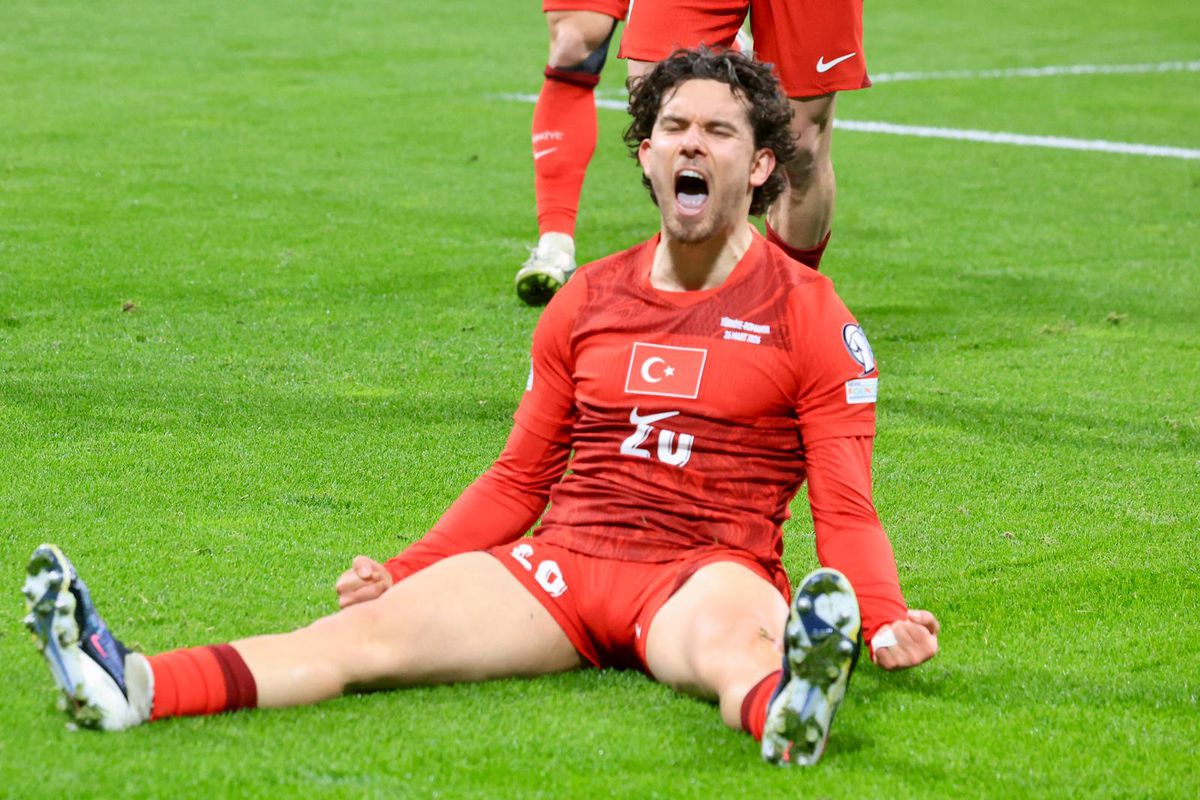 Golul lui Ferdi Kadioglu din Turcia - România