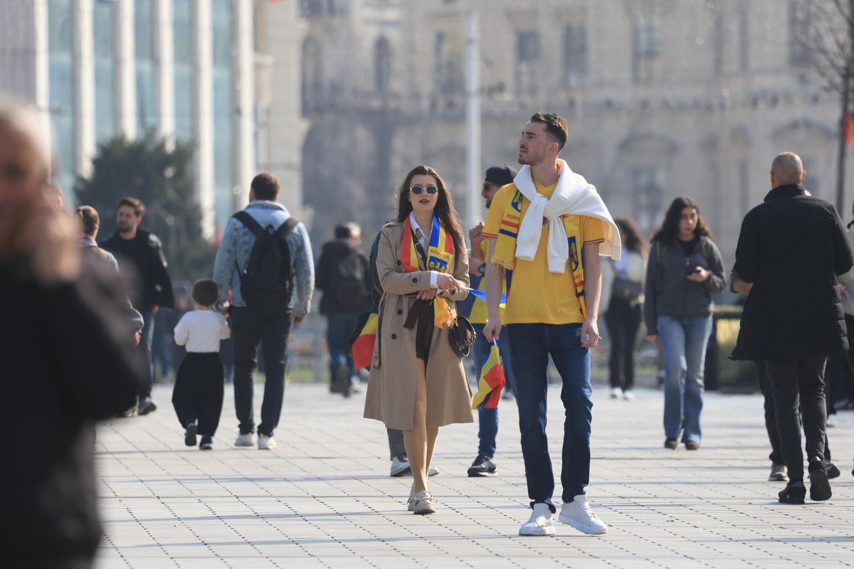 Imagini din jurul stadionului înainte de Turcia - România