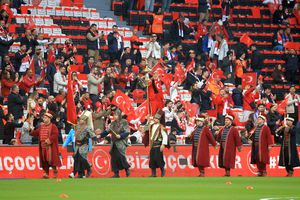 Avem echipele de start în Turcia - România » Mircea Lucescu: „Noi putem compensa prin dorință”