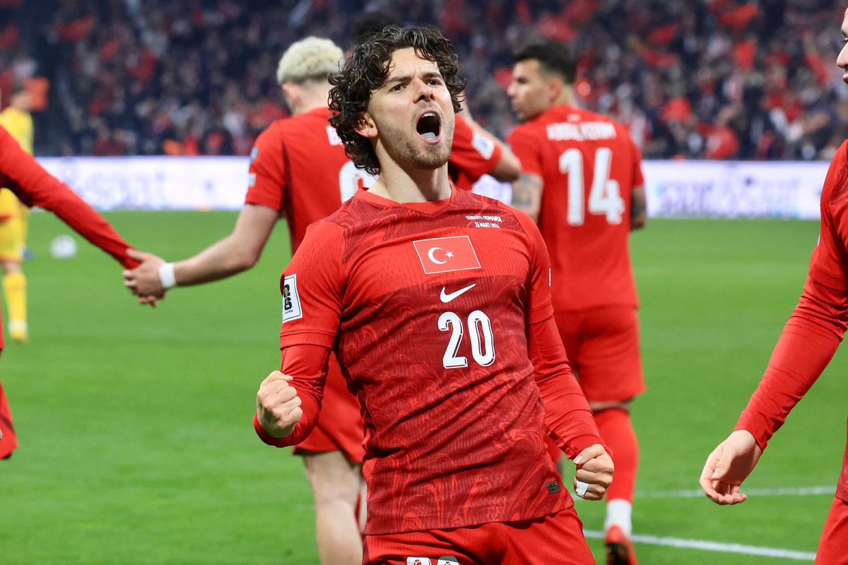 Golul lui Ferdi Kadioglu din Turcia - România
