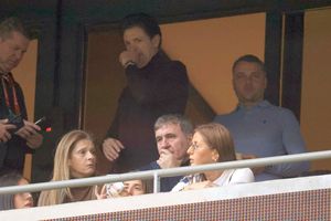 Iată loja de Aur a României la meciul cu Turcia! Hagi, Popescu și Răducioiu le-au făcut galerie „tricolorilor”