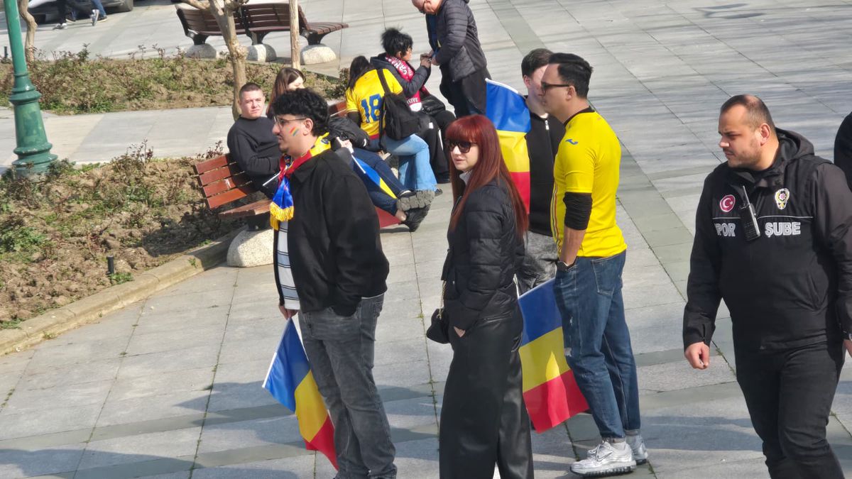 Imagini din jurul stadionului înainte de Turcia - România