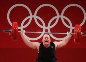 Sportivele transgender nu vor mai avea dreptul de participare la categoria feminină a competițiilor olimpice: „Nu ar fi corect”