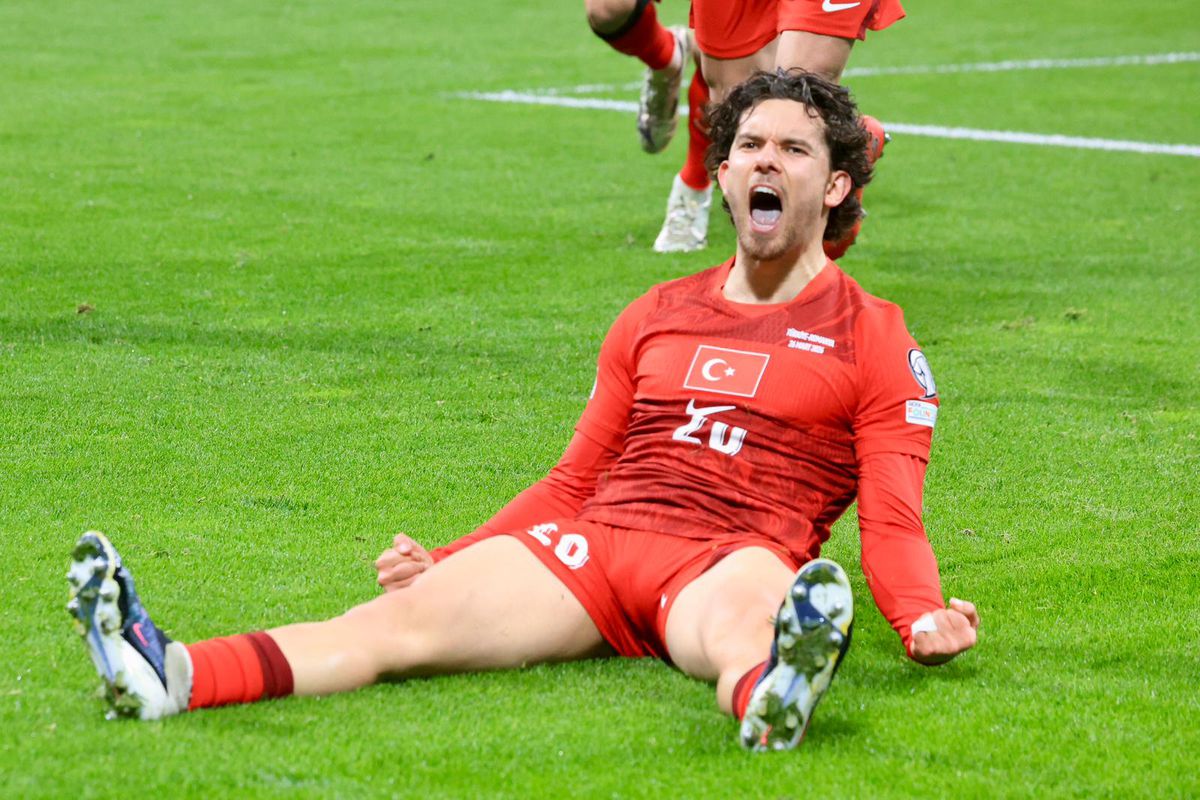 Golul lui Ferdi Kadioglu din Turcia - România