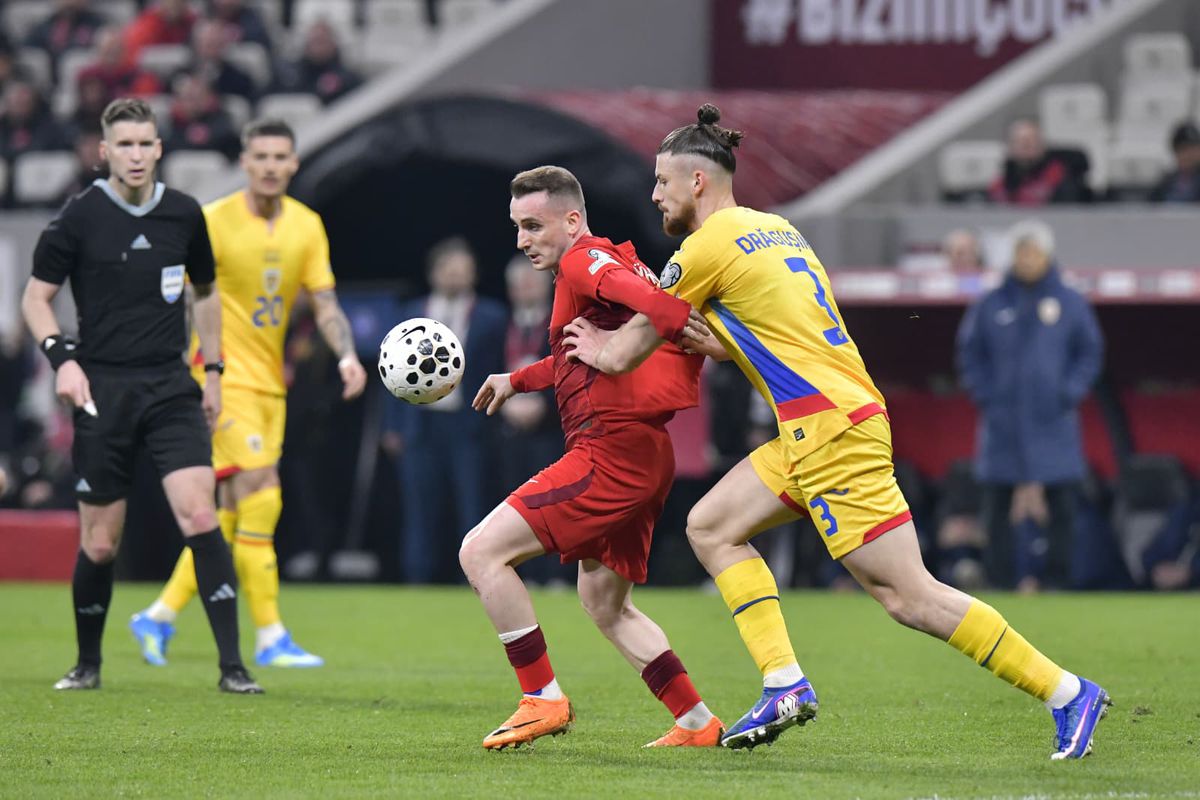 Ce s-a întâmplat pe gazon, imediat după Turcia - România: scenele pentru istorie cu Mircea Lucescu, la ultimul meci mare al carierei