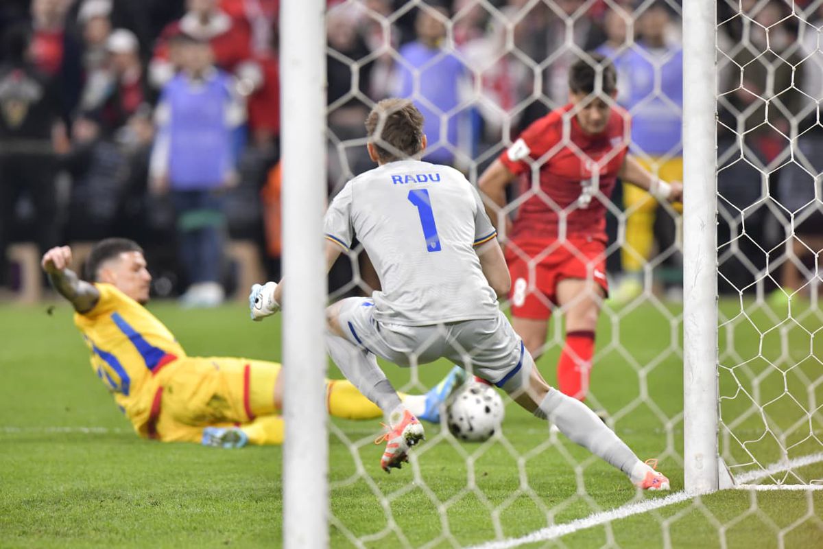 Ce s-a întâmplat pe gazon, imediat după Turcia - România: scenele pentru istorie cu Mircea Lucescu, la ultimul meci mare al carierei