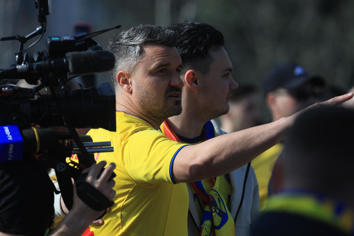 Imagini din jurul stadionului înainte de Turcia - România