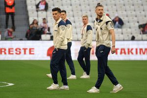 Echipa de start, confirmată » Mii de oameni au pătruns deja în stadion! Toate imaginile și informațiile de la reporterii GSP