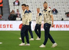 Echipa de start, confirmată » Mii de oameni au pătruns deja în stadion! Toate imaginile și informațiile de la reporterii GSP