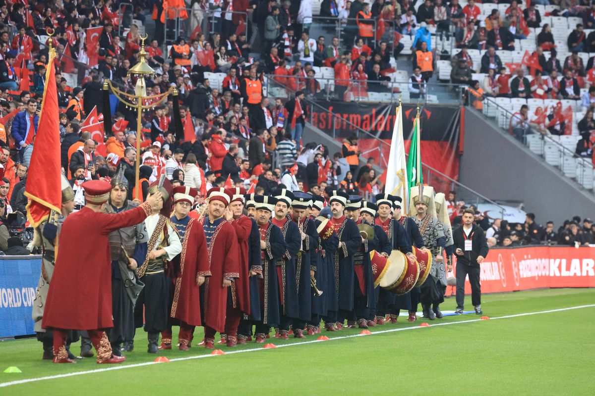 Rusescu și Bourceanu s-au pronunțat pe echipa de start alesă de Mircea Lucescu