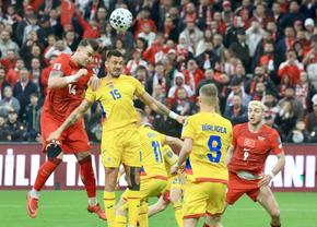 Le-a „citit” viitorul » Trei titulari, OUT de la naționala României?!