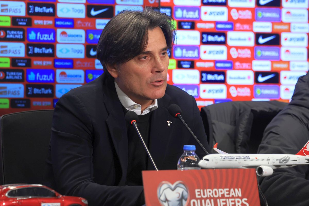 Vincenzo Montella s-a răstit la un jurnalist român: „Dacă faceți o greșeală într-un articol, dumneavoastră vă dați demisia?!”